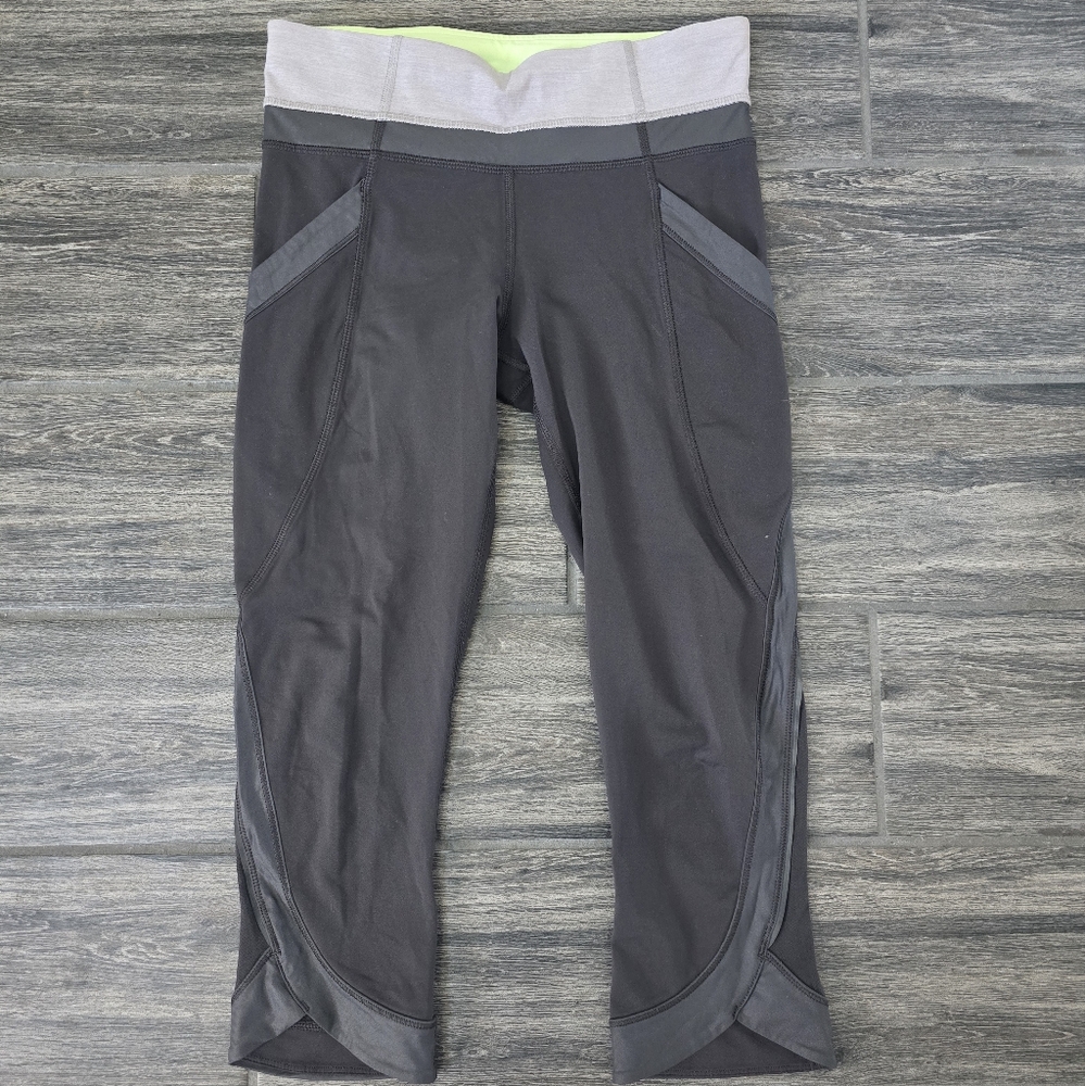 Lululemon cropped leggings size 4